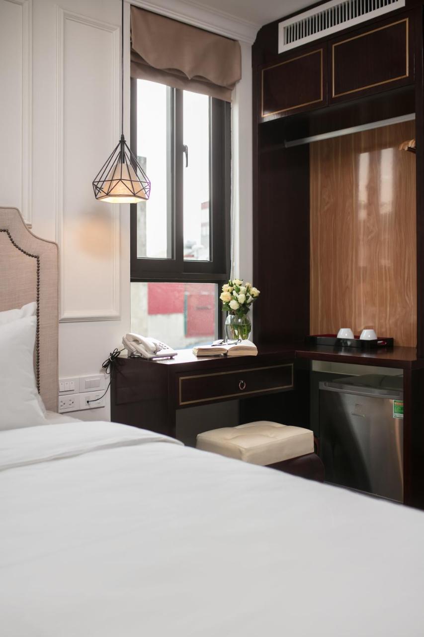 Отель Golden Legend Palace & Travel 3*